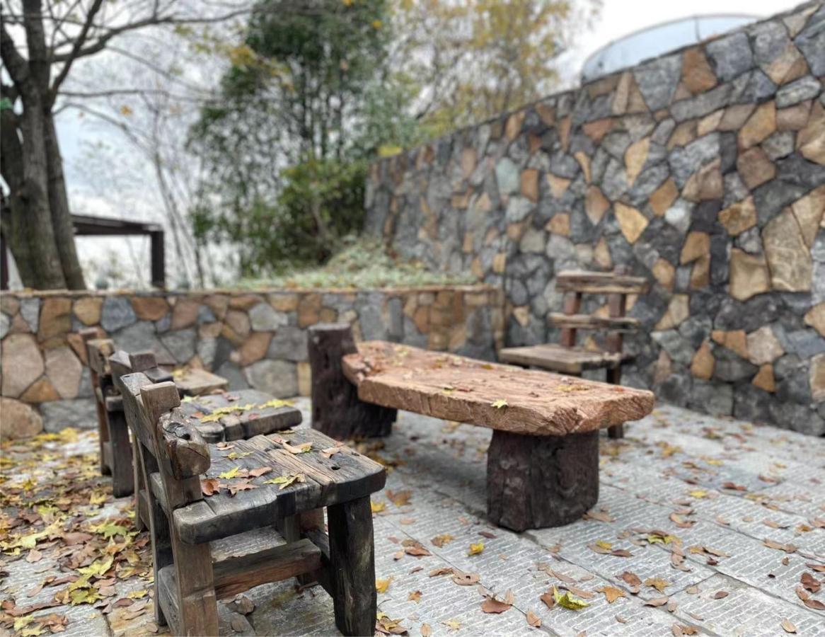 Hotel Wudang Mountain The Yew House Wudangshan Esterno foto
